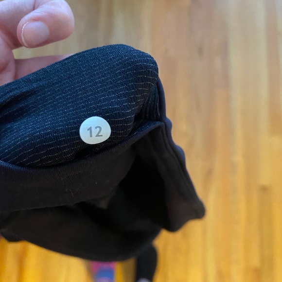 Lululemon Mesh Panel Leggings - Picture 3 of 3